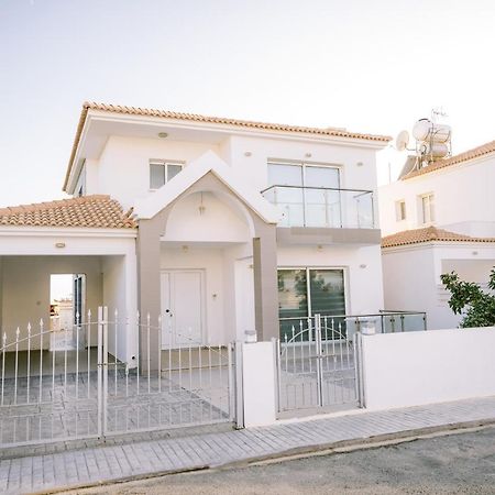 Villa Costa Cornelia Homes Айя-Напа Экстерьер фото